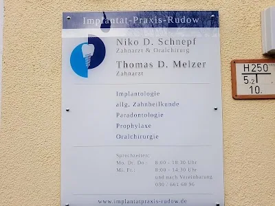 Niko D. Schnepf