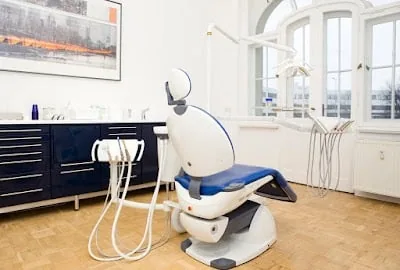 Oralchirurgie und Zahnmedizin Spandau