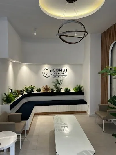 Çomut Ağız ve Diş Sağlığı Polikliniği
