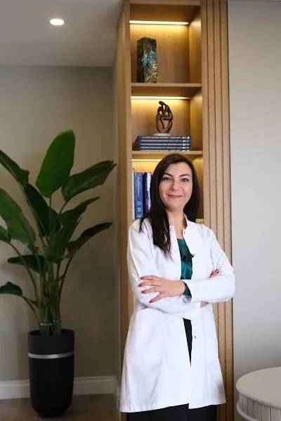 د. متخصص Fatma Ece Çetin