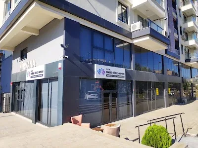 Dr. Chir. Emire Oğuz Orhan