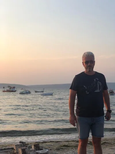 Yener Erken