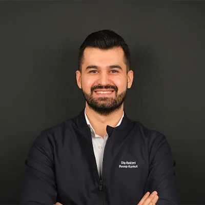 Diş Hekimi Recep Korkut