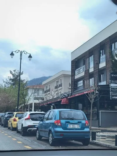 د. جراح Ummahan Özaslan