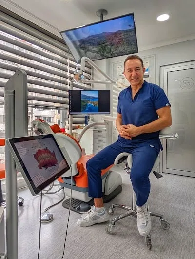 Diş Hekimi Mehmet Arda Yalıç