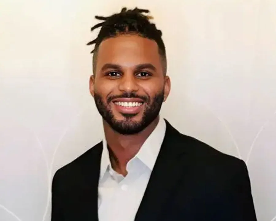 Dr. Chris Higgins
